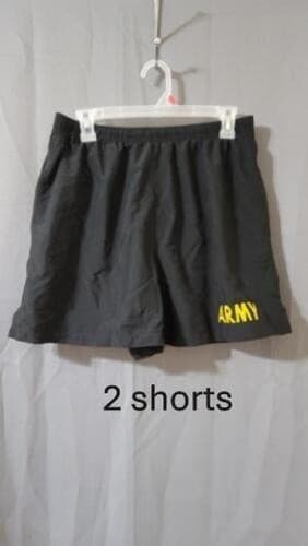 lot of 2 -MEDIUM - APFU Shorts Army Black and Gold #4z
