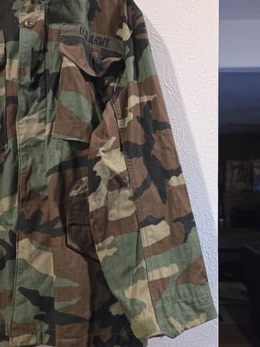 Vintage USGI Combat Jacket 1985 DLA Contract Small Regular Desert Camo - Thumbnail 3