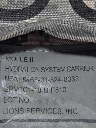 US Military ACU Digital Hydration Carrier & Bladder Set VGC #S53s - Thumbnail 3