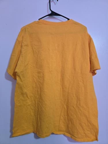 X-Large- The City Warriors Yellow NBA Hanes T-Shirt #E52e - Thumbnail 2