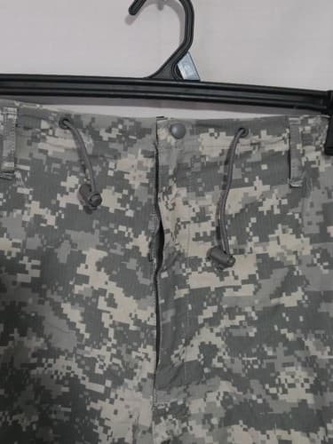 US Military Issue Gen III Level 6 UCP ECWCS Gore-Tex Wet Weather Pants L-R #S39s - Thumbnail 2