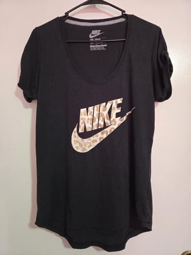 Medium - Woman's Nike Sport Shirt loose fit Short Sleeve #E51e - Thumbnail 2