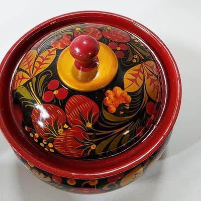 Vtg Lacquered Lidded Bowl w/ Spoon Strawberry Design Hand Painted Wood Lacquer - Thumbnail 12