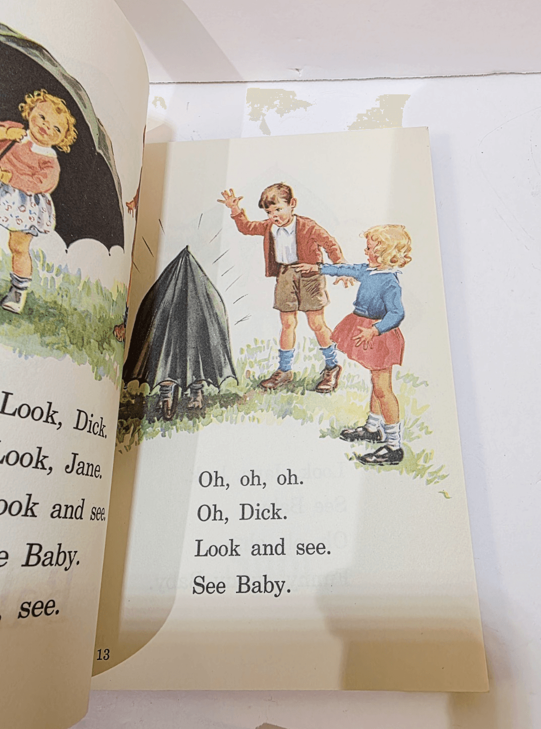 Dick & Jane Primer Book We Look And See Scott Foresman Softcover 1946-47 Edition - Thumbnail 5