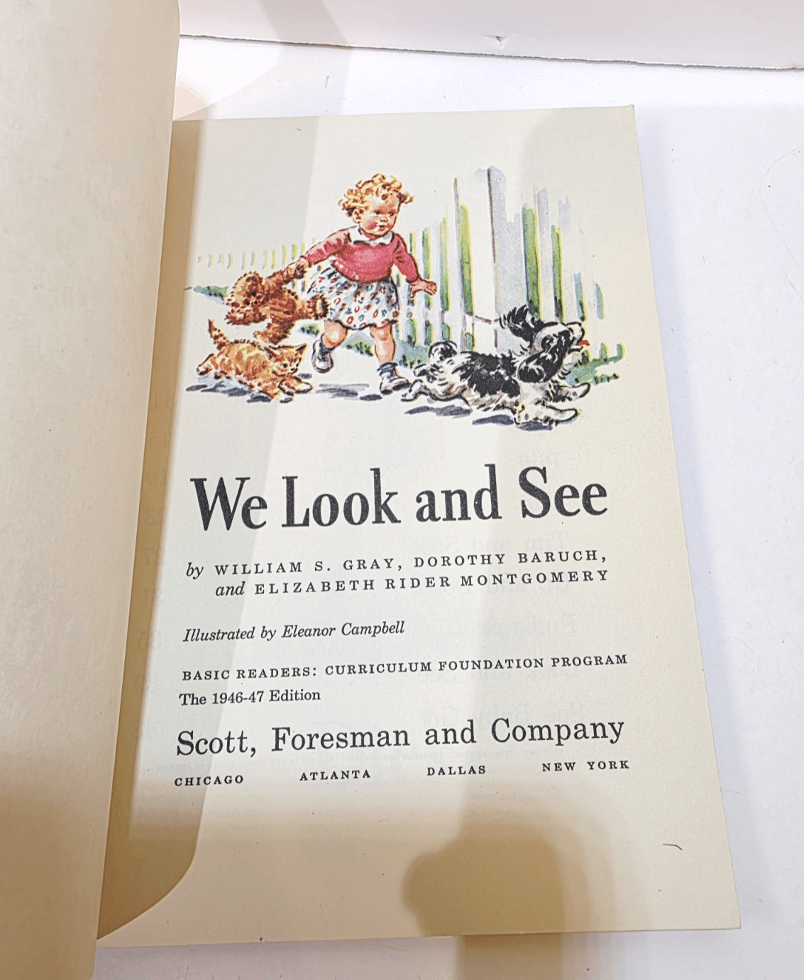 Dick & Jane Primer Book We Look And See Scott Foresman Softcover 1946-47 Edition - Thumbnail 4