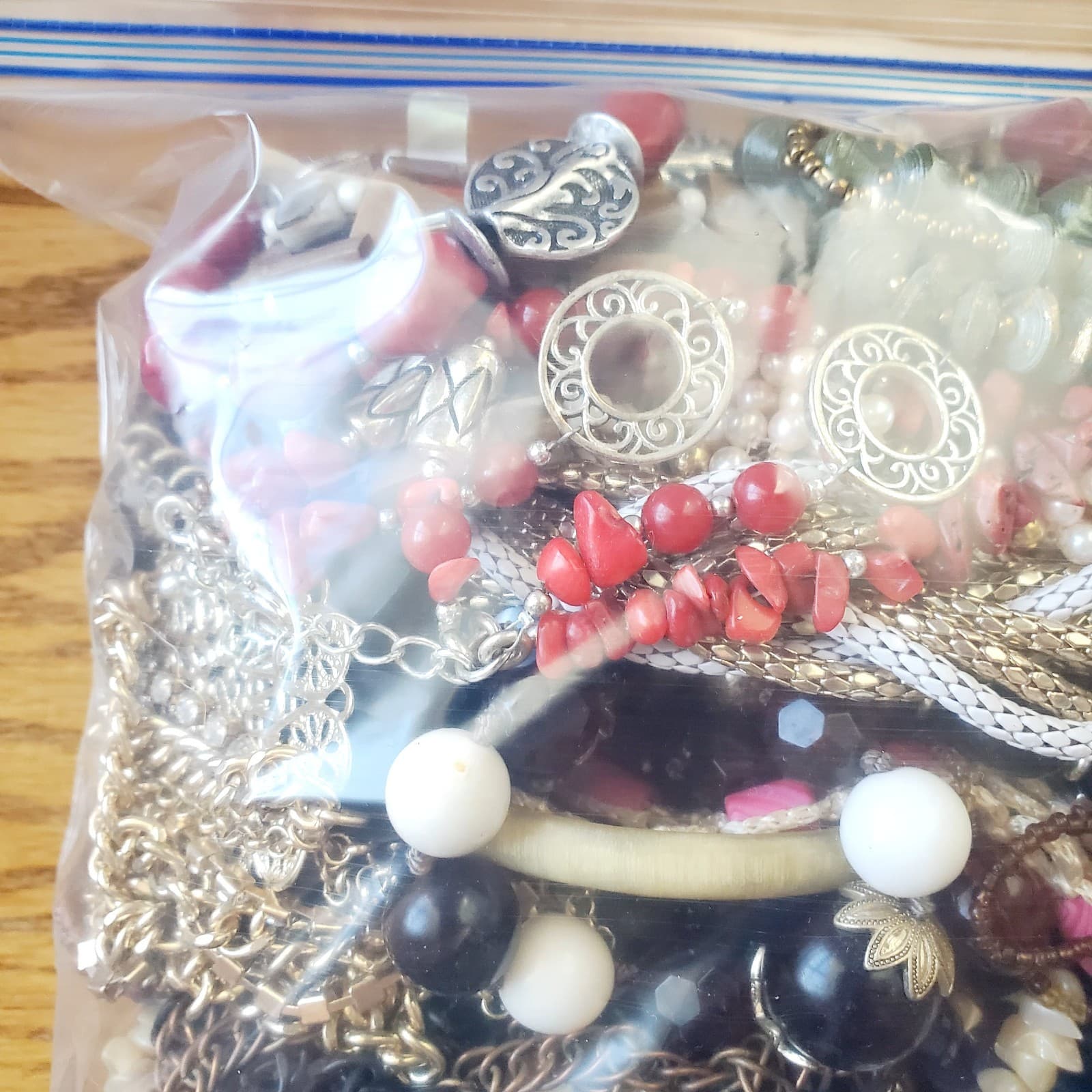 6+ LB Jewelry Lot Mostly Wearable or Resellable Necklace Earrings Vtg/Modern 711 - Thumbnail 13