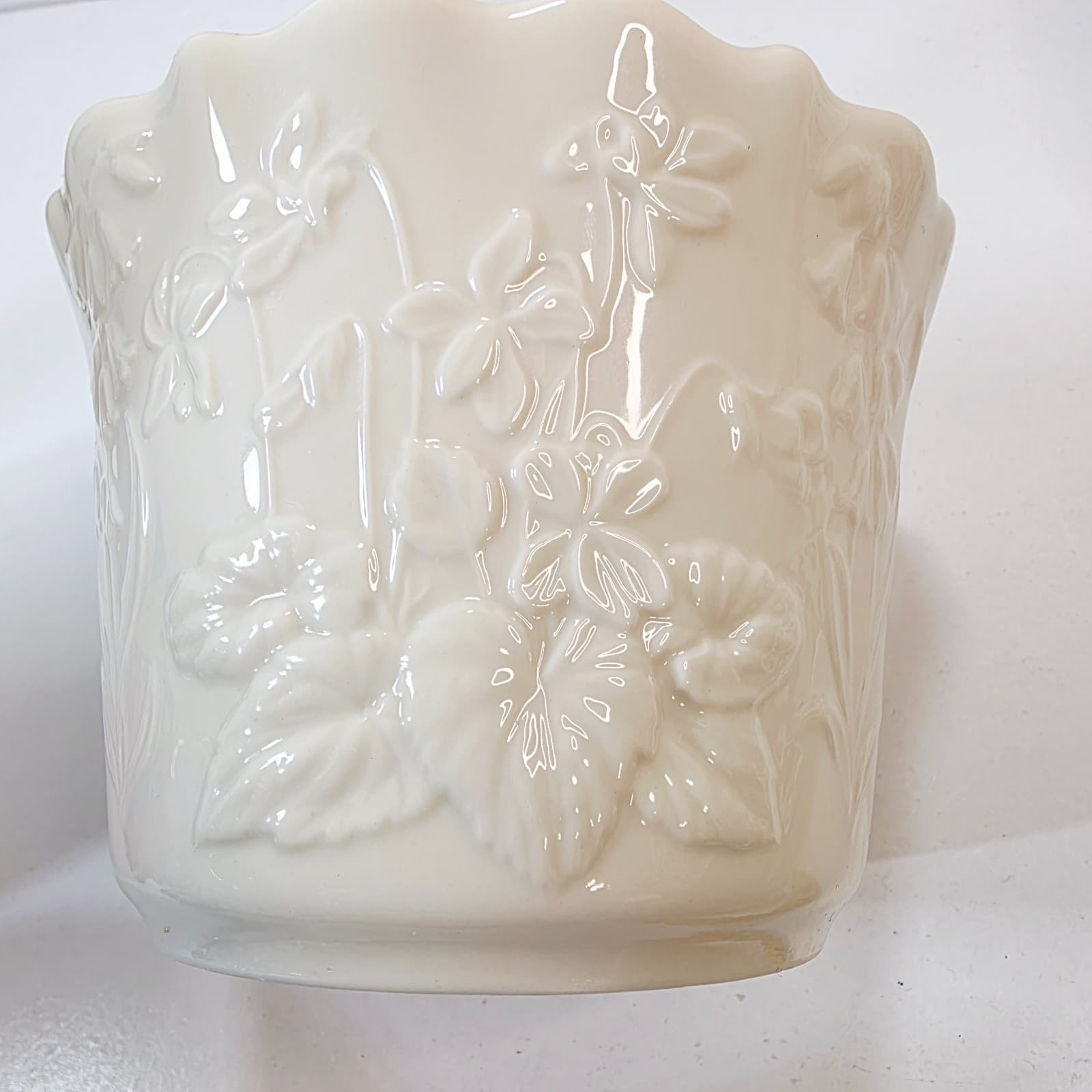 Lenox Masterpiece Collection Small Cachepot Planter Embossed Floral Scalloped - Thumbnail 4