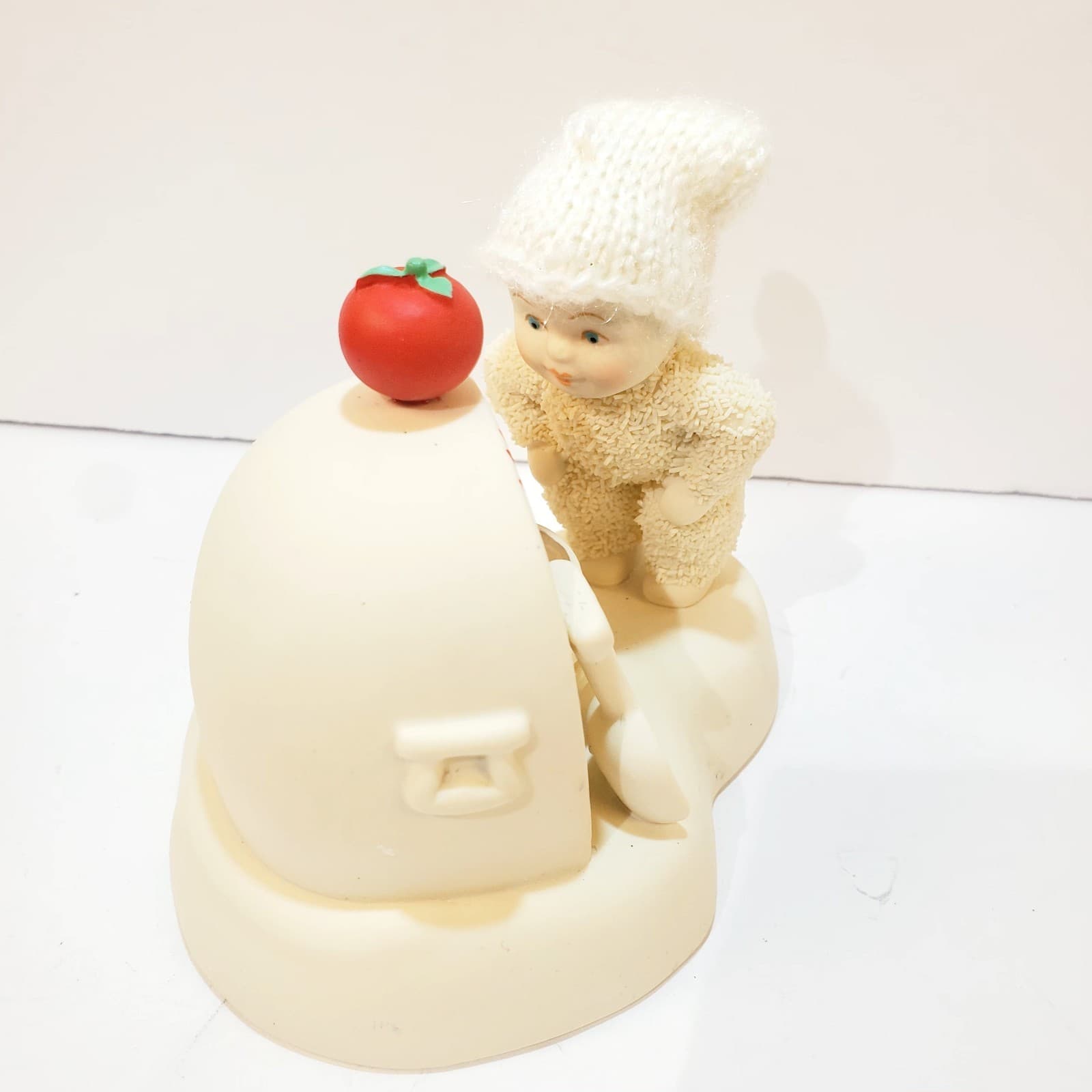 Department 56 Snowbabies FRESH HOLIDAY PIE Porcelain Figurine Oven Lights Up - Thumbnail 3