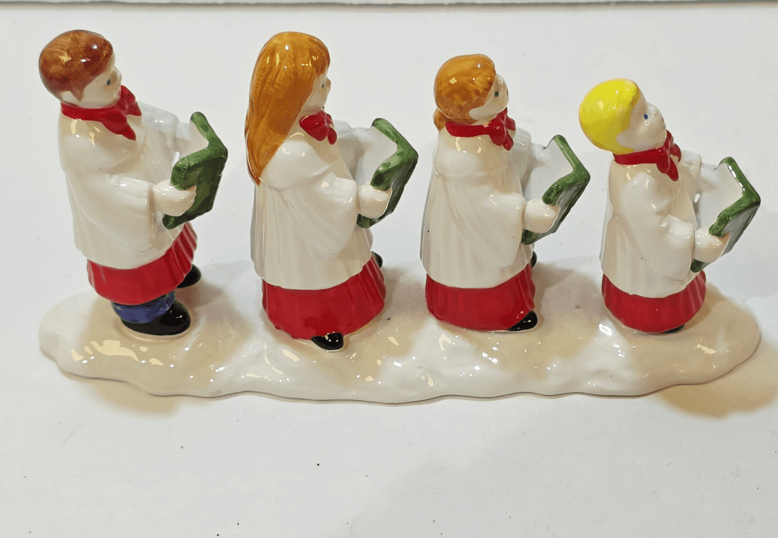Department 56 Original Snow Village Christmas Choir Kids #5147-0 Retired NO BOX