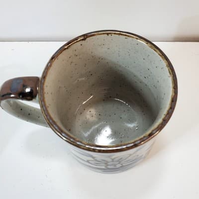 Vintage Stoneware Pottery Coffee Mug w Hand Painted Bird, Flowers, & Leaves - Thumbnail 4