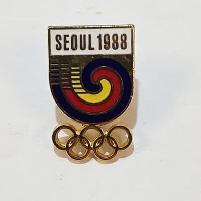 Vintage Seoul 1988 Olympic Gold Tone & Enamel Souvenir Lapel Hat Cap Tack Pin