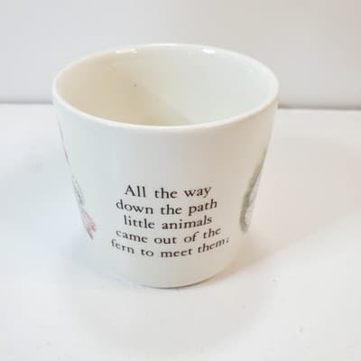Vintage Wedgwood England Porcelain Beatrix Potter Story MRS TIGGY WINKLE Cup Mug - Thumbnail 4