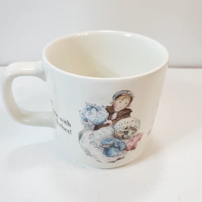 Vintage Wedgwood England Porcelain Beatrix Potter Story MRS TIGGY WINKLE Cup Mug - Thumbnail 5