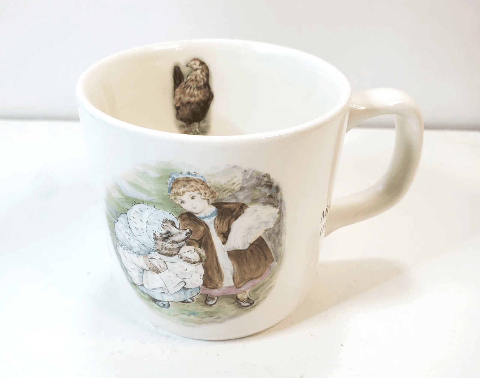 Vintage Wedgwood England Porcelain Beatrix Potter Story MRS TIGGY WINKLE Cup Mug
