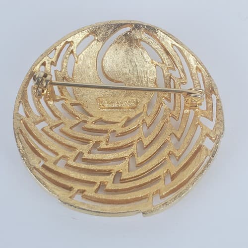 Vintage Signed Corocraft Gold Tone Circle Round Mid-Century Brooch Pin - Thumbnail 3