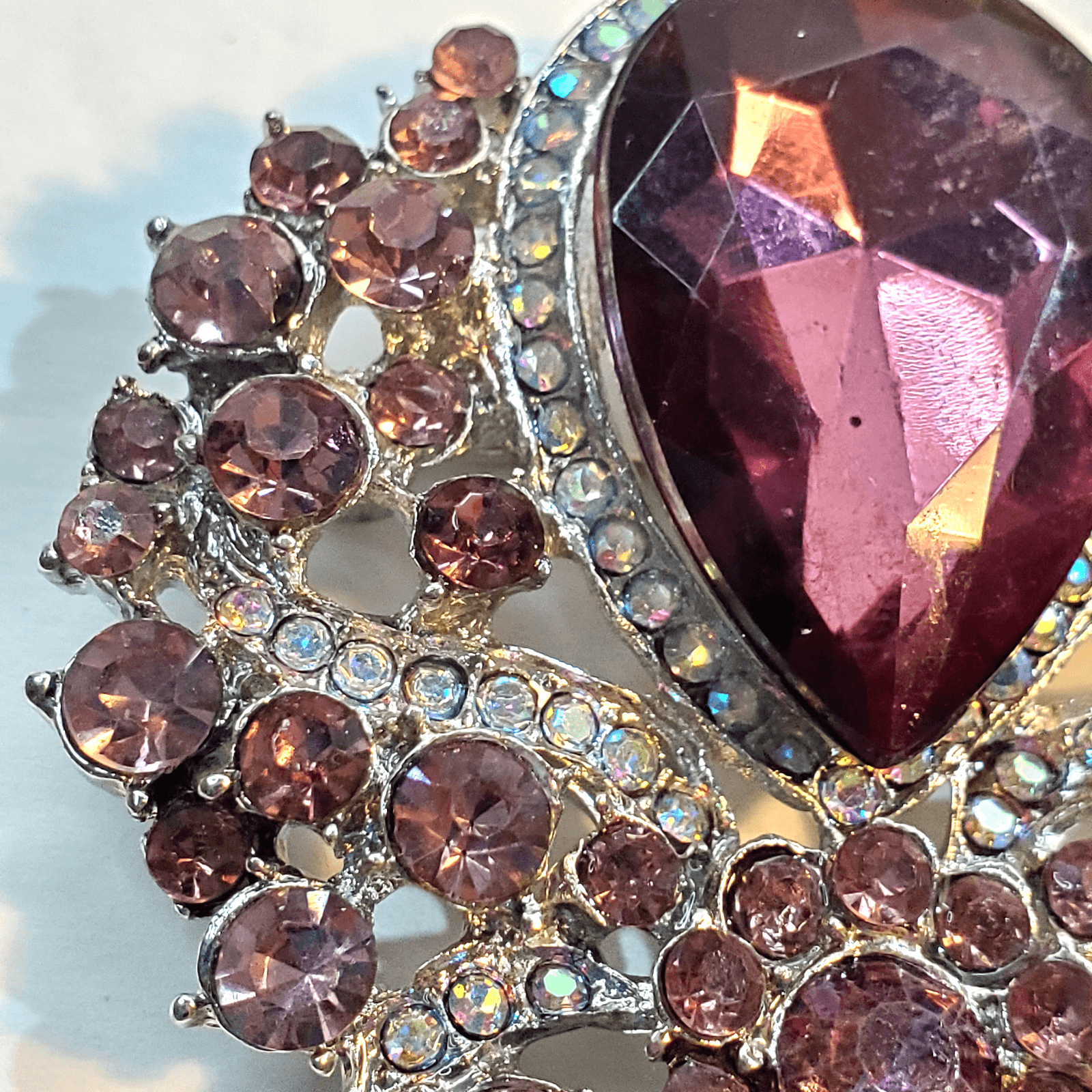 Vtg Silver Tone Plum Purple Clear Rhinestones Teardrop Layered Dangle Brooch Pin - Thumbnail 2