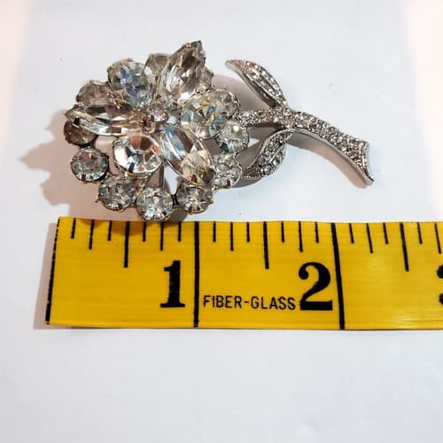Vintage Silver Tone Clear Rhinestone Encrusted Flower Brooch Pin Floral Classic - Thumbnail 5