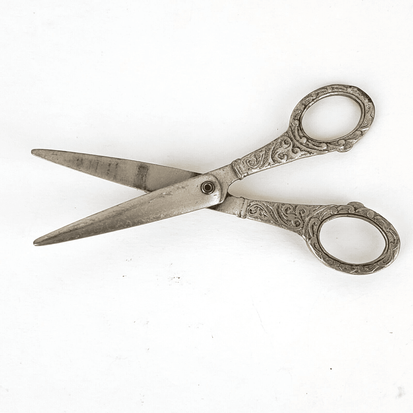 Vintage JJ Jonette Silver Tone Mechanical Scissors Hairdresser Pin Brooch
