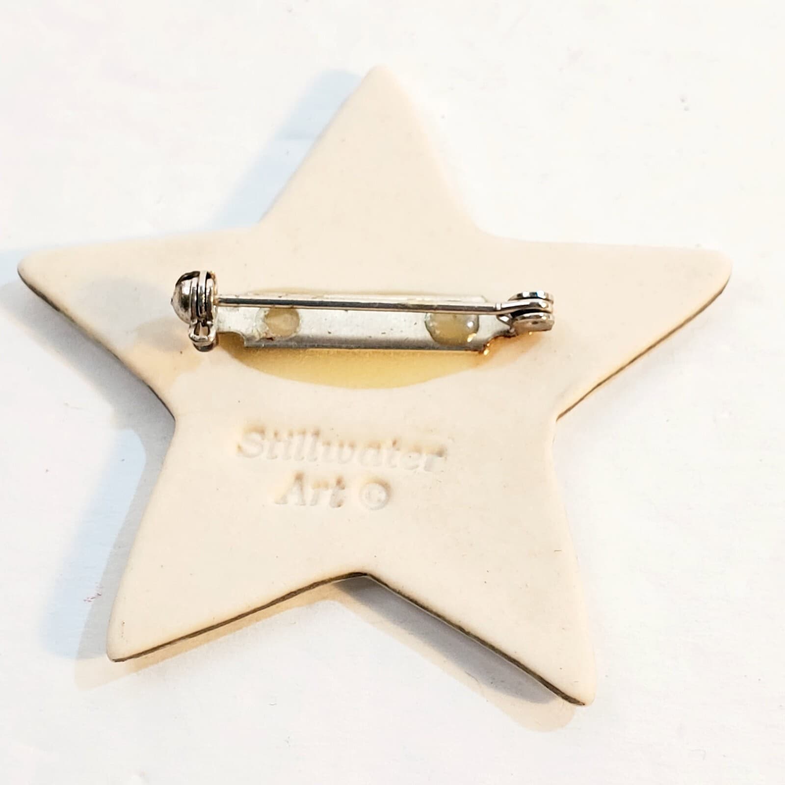 Vintage Stillwater Art Hand Painted Holly Ceramic Star Brooch Pin Christmas - Thumbnail 3