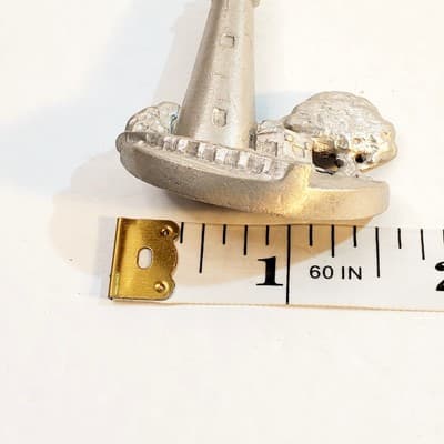 Vintage Ocracoke North Carolina Pewter Tone Metal Lighthouse Scene Brooch Pin - Thumbnail 6