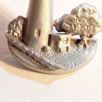 Vintage Ocracoke North Carolina Pewter Tone Metal Lighthouse Scene Brooch Pin - Thumbnail 2