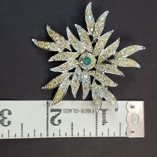 Vintage Sarah Coventry Silver Tone Iridescent Rhinestone Flower Brooch Pin - Thumbnail 3