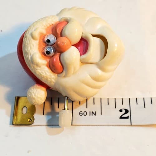 Vintage Russ Plastic Wind-Up Googly Eyes Laughing Santa Claus Brooch Pin Works - Thumbnail 4