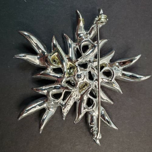 Vintage Sarah Coventry Silver Tone Iridescent Rhinestone Flower Brooch Pin - Thumbnail 2