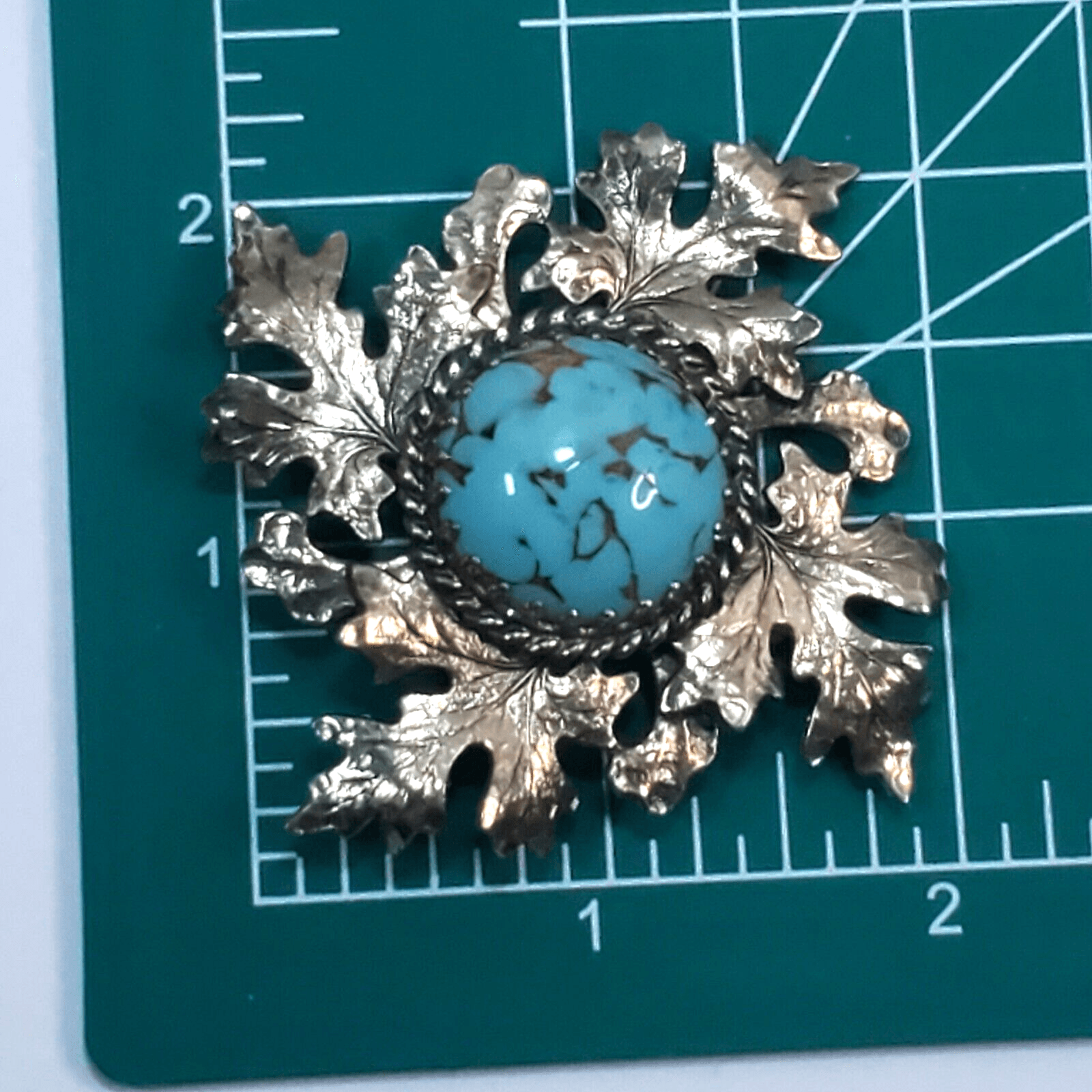 Vintage Silver Tone Circle of Leaves Faux Turquoise Cabochon Pin Brooch Jewelry - Thumbnail 3