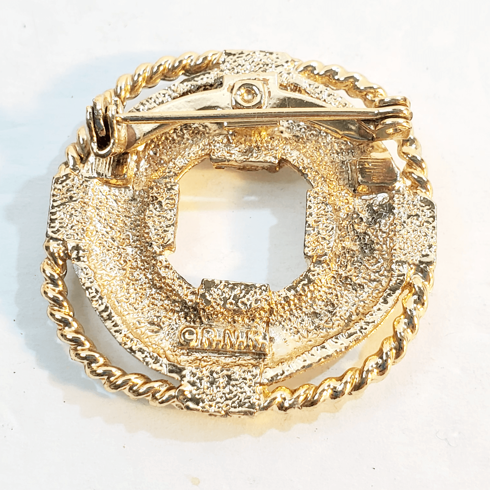 Vtg RNK R.N.K. Gold Tone White Enamel Nautical Life Preserver Buoy Brooch Pin - Thumbnail 2