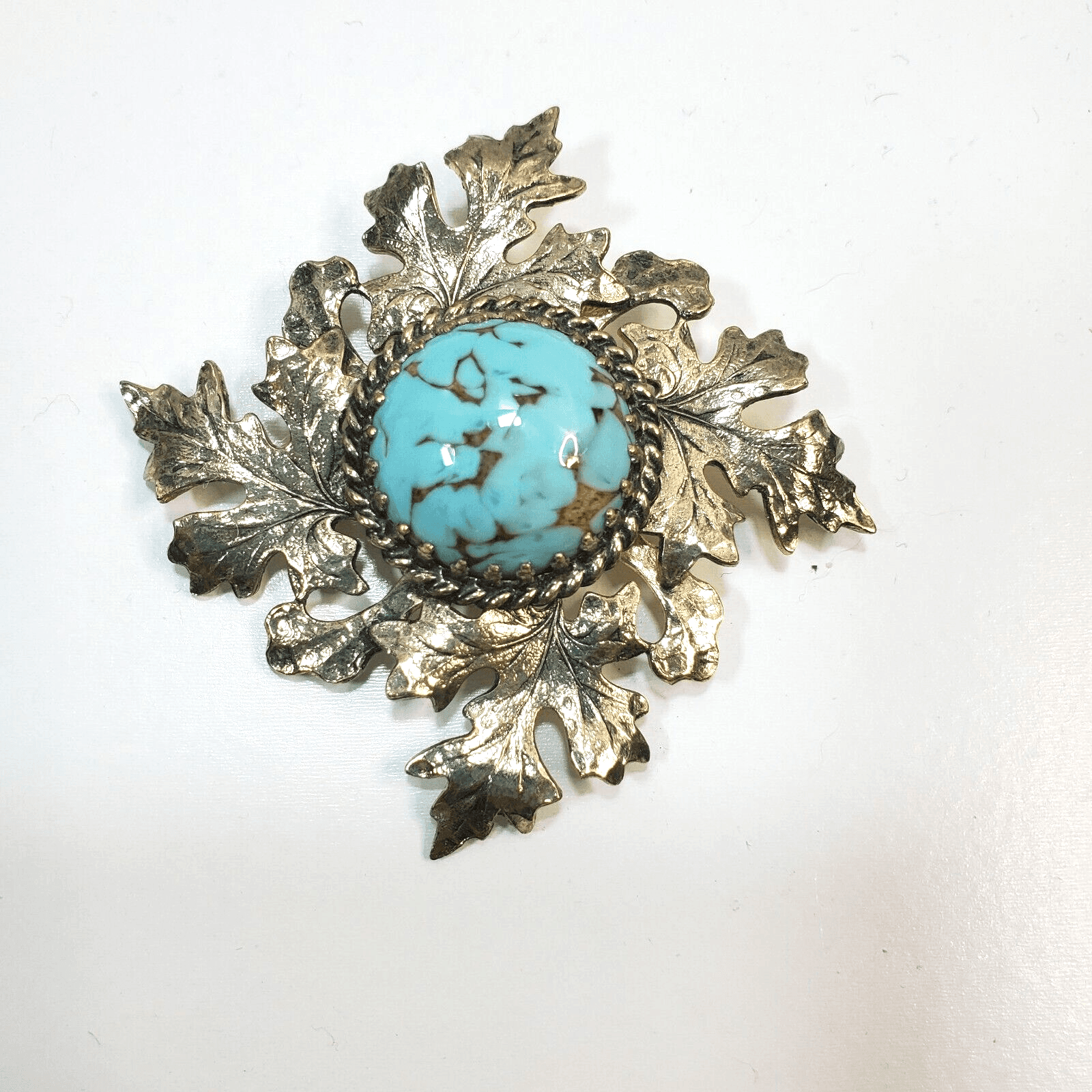 Vintage Silver Tone Circle of Leaves Faux Turquoise Cabochon Pin Brooch Jewelry