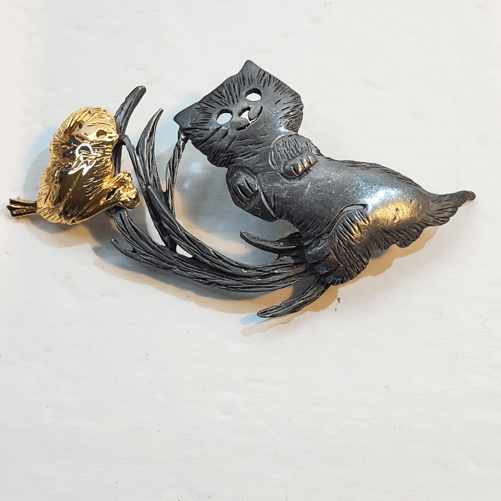 Vintage Ultra Craft Mixed Metal Figural Cat and Bird on a Branch Brooch Pin - Thumbnail 2
