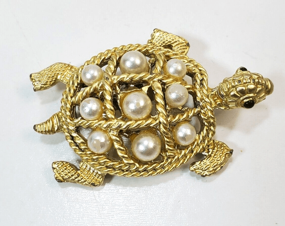 Vintage Turtle Gold Tone Faux Pearl Shelled Green Enamel Eyes Brooch Pin