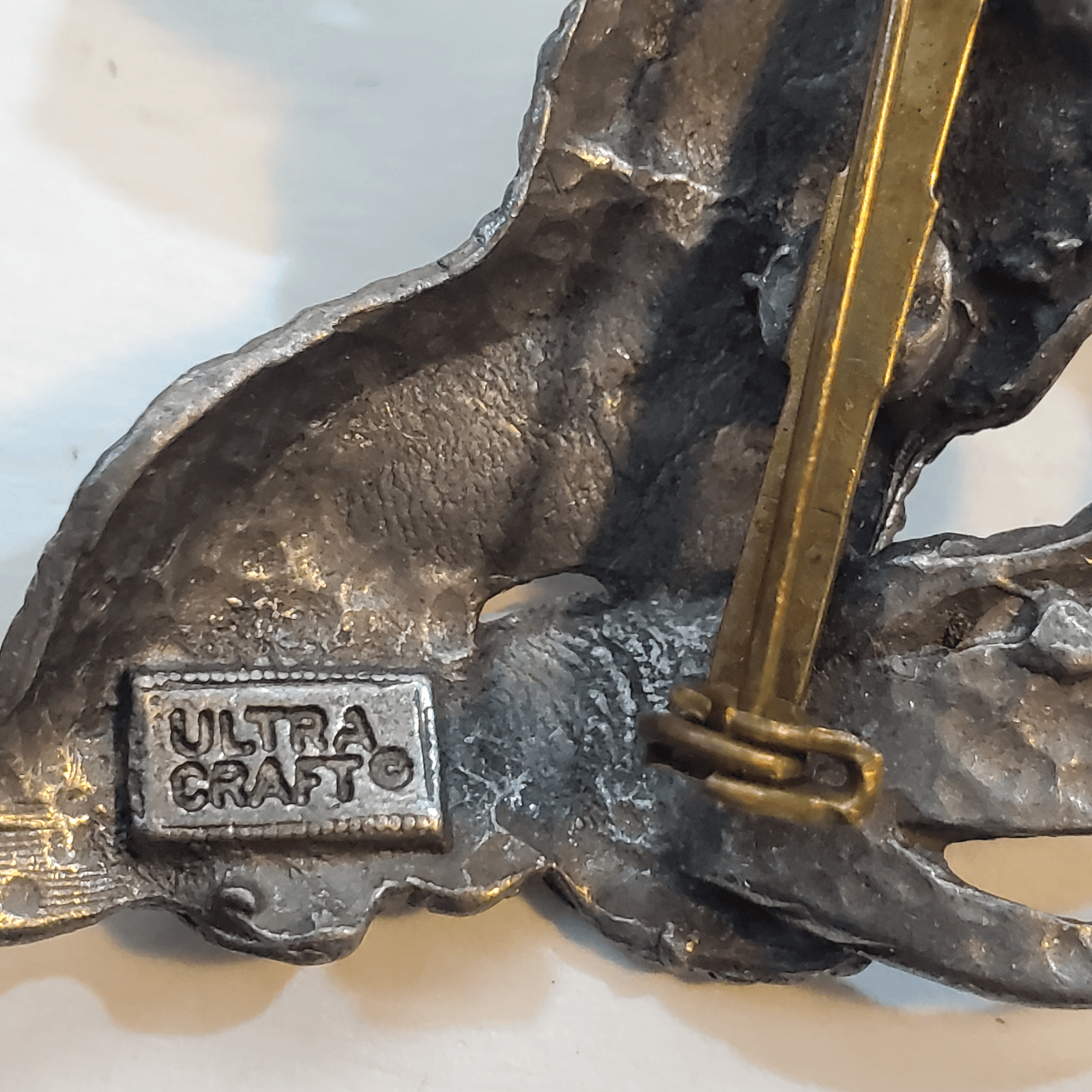 Vintage Ultra Craft Mixed Metal Figural Cat and Bird on a Branch Brooch Pin - Thumbnail 4