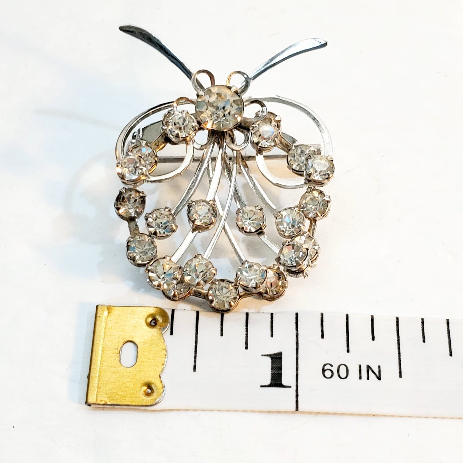 Vintage Silver Tone Metal Clear Rhinestones Floral Bouquet Circle Brooch Pin - Thumbnail 3