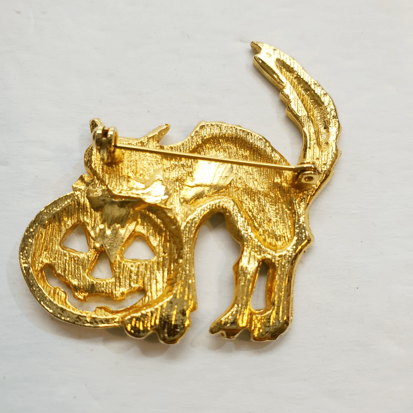 Whimsical Halloween Scared Black Cat with Pumpkin Enamel Gold Tone Brooch Pin - Thumbnail 2