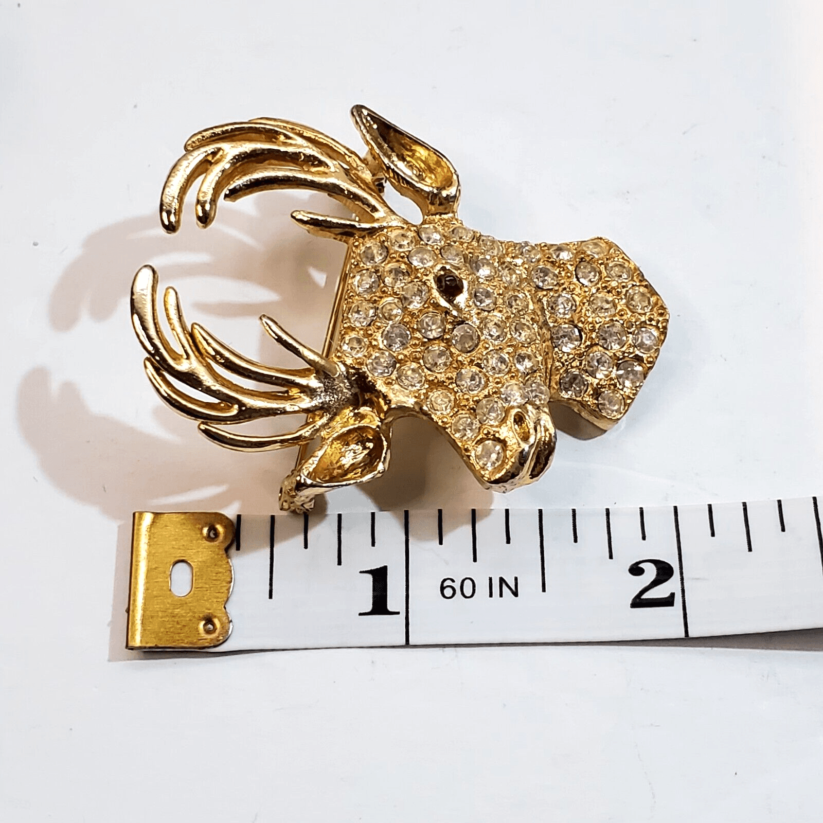 Vtg Gold Tone Metal Clear Red Rhinestones Figural Deer Reindeer Head Brooch Pin - Thumbnail 3