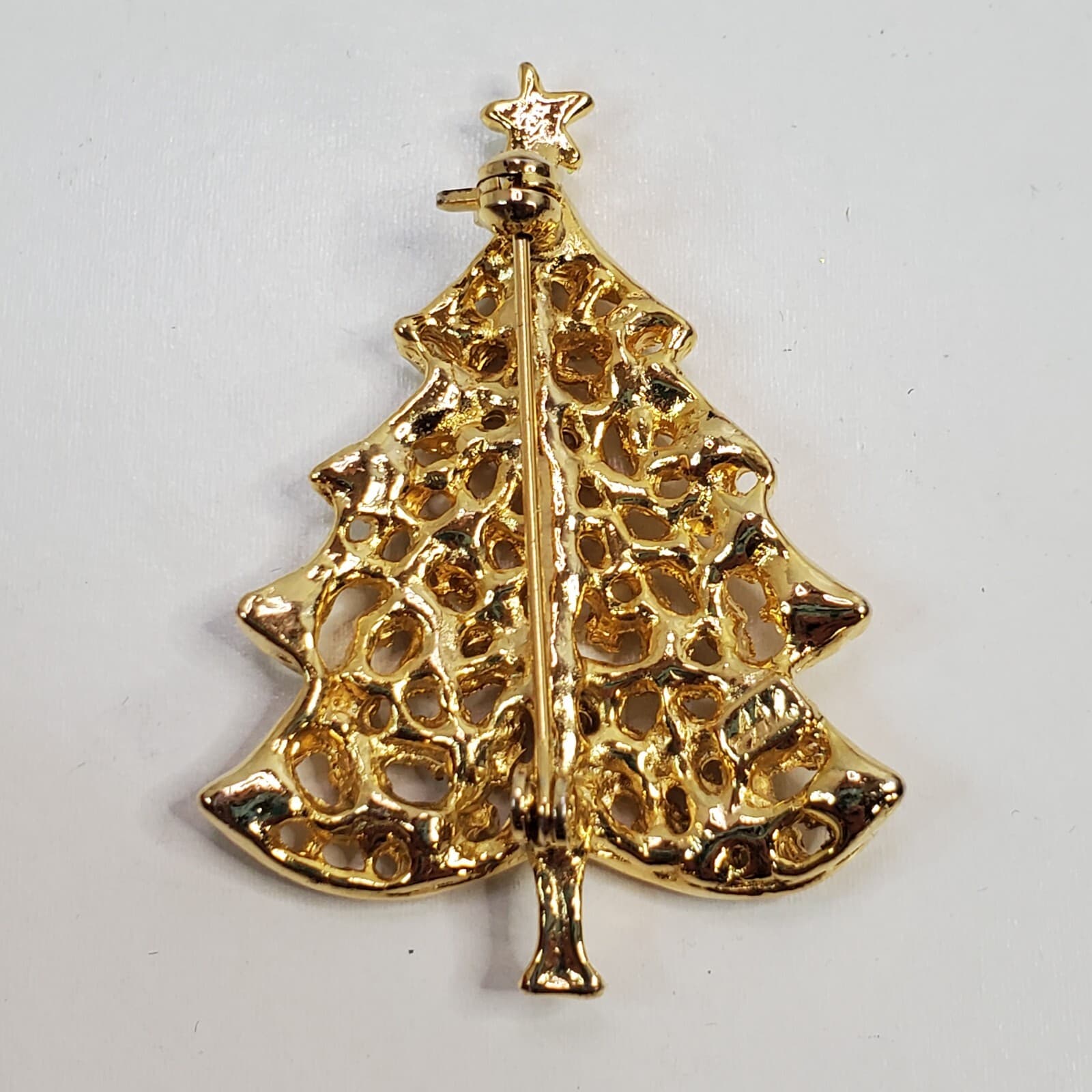 Vintage AA1 Open Work Gold Tone Red Green Rhinestones Christmas Tree Brooch Pin - Thumbnail 2