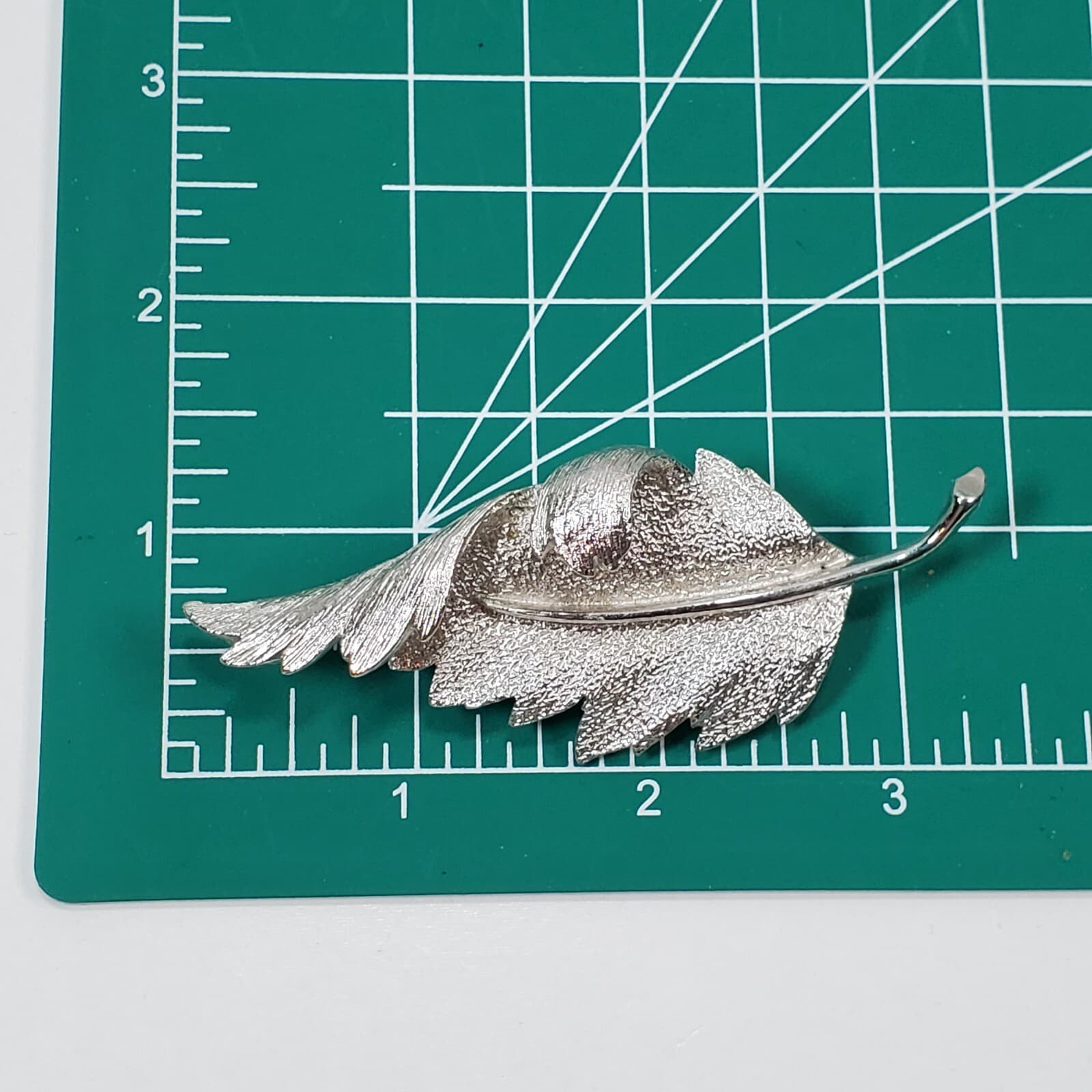 Vintage Signed Coro Textured Silver Tone Curled Leaf Brooch Pin Jewelry - Thumbnail 4