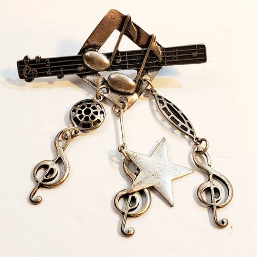 Vintage Pewter Tone Metal Musical Music Notes Treble Star Dangle Brooch Pin