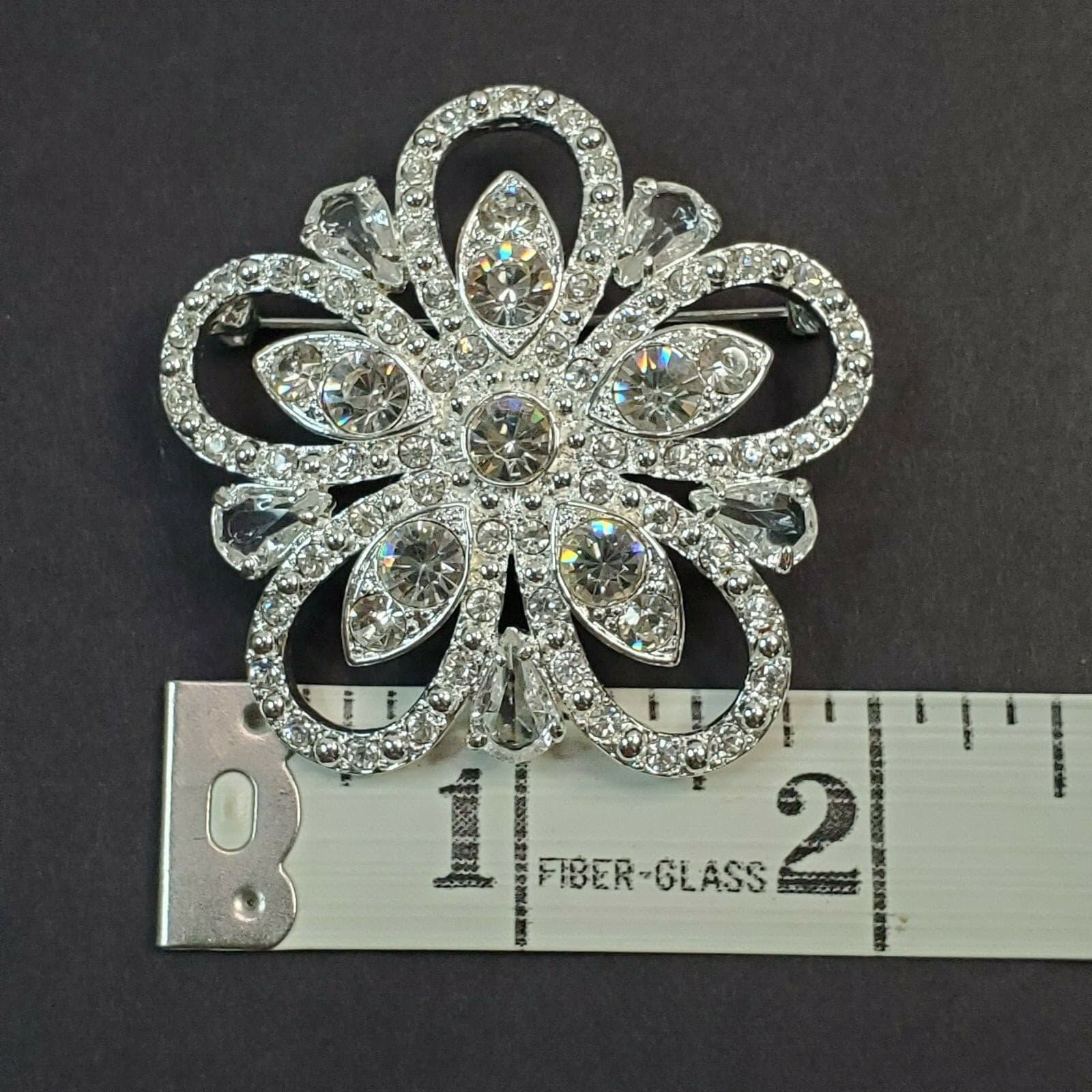 Vintage LC Liz Claiborne Silver Tone Metal & Clear Rhinestones Flower Brooch Pin - Thumbnail 3