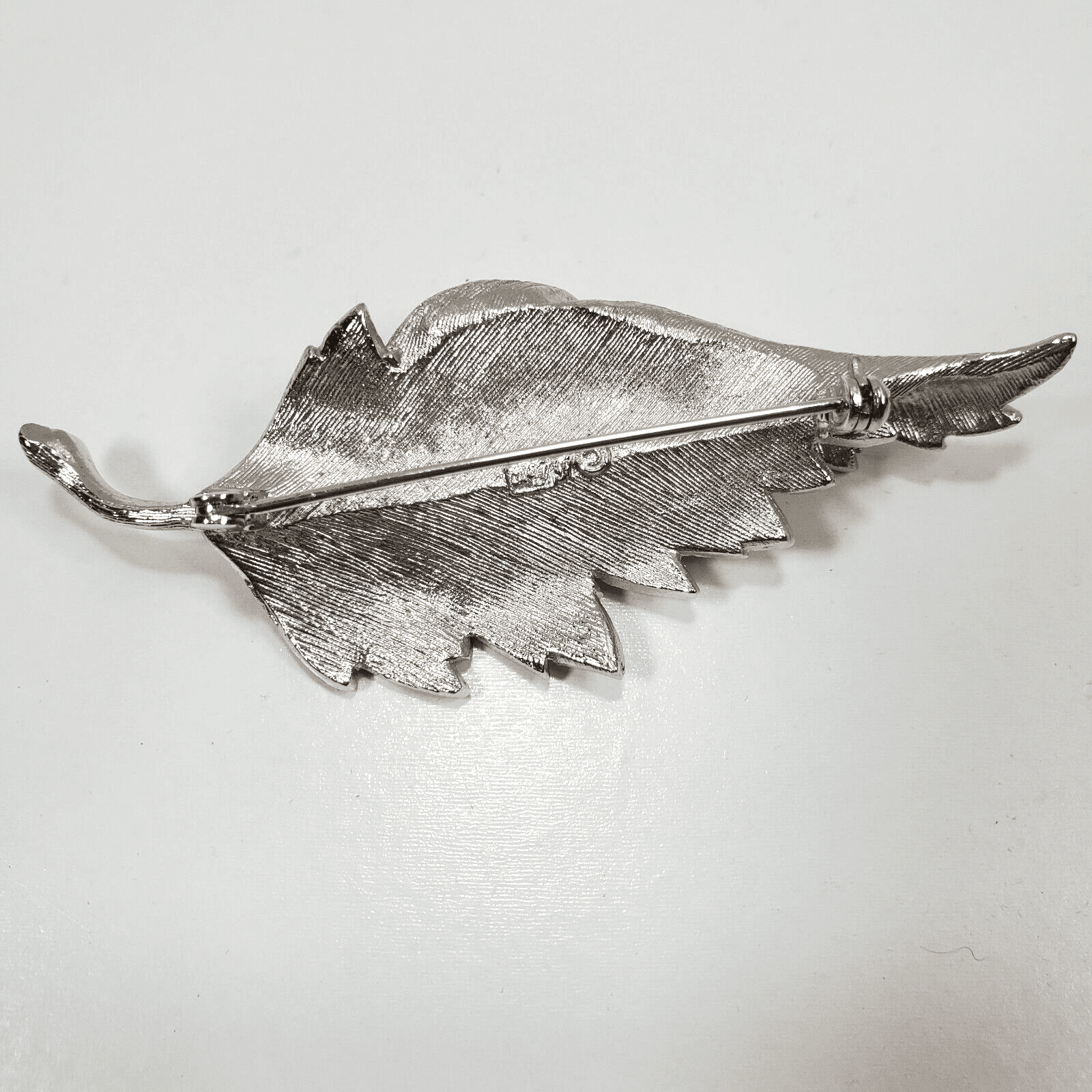 Vintage Signed Coro Textured Silver Tone Curled Leaf Brooch Pin Jewelry - Thumbnail 2