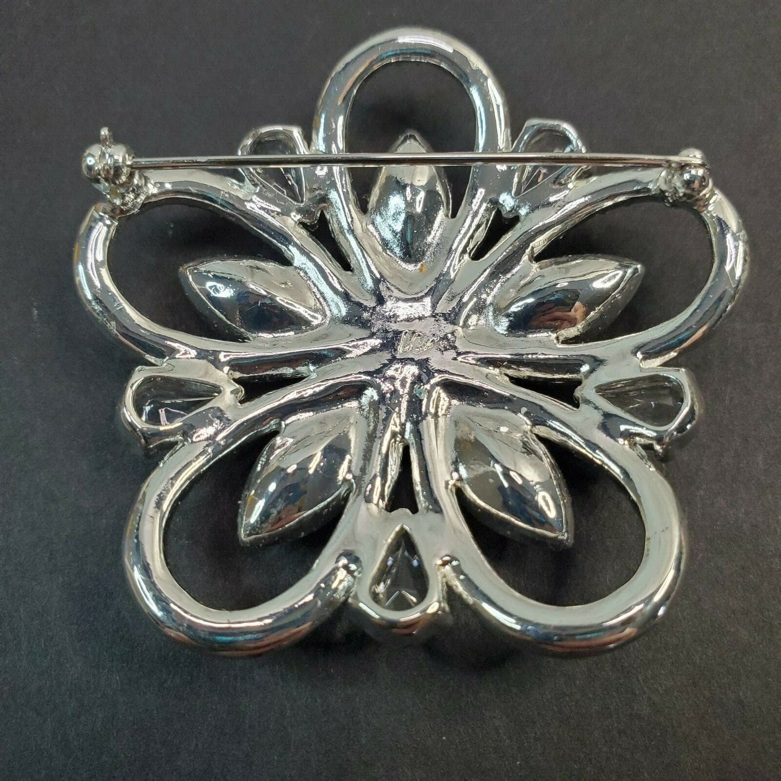 Vintage LC Liz Claiborne Silver Tone Metal & Clear Rhinestones Flower Brooch Pin - Thumbnail 2