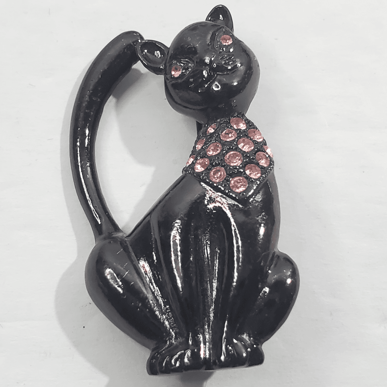 Black Tone Metal Pink Rhinestones Eyes Scarf MCM Cat Kitty Kitten Brooch Pin