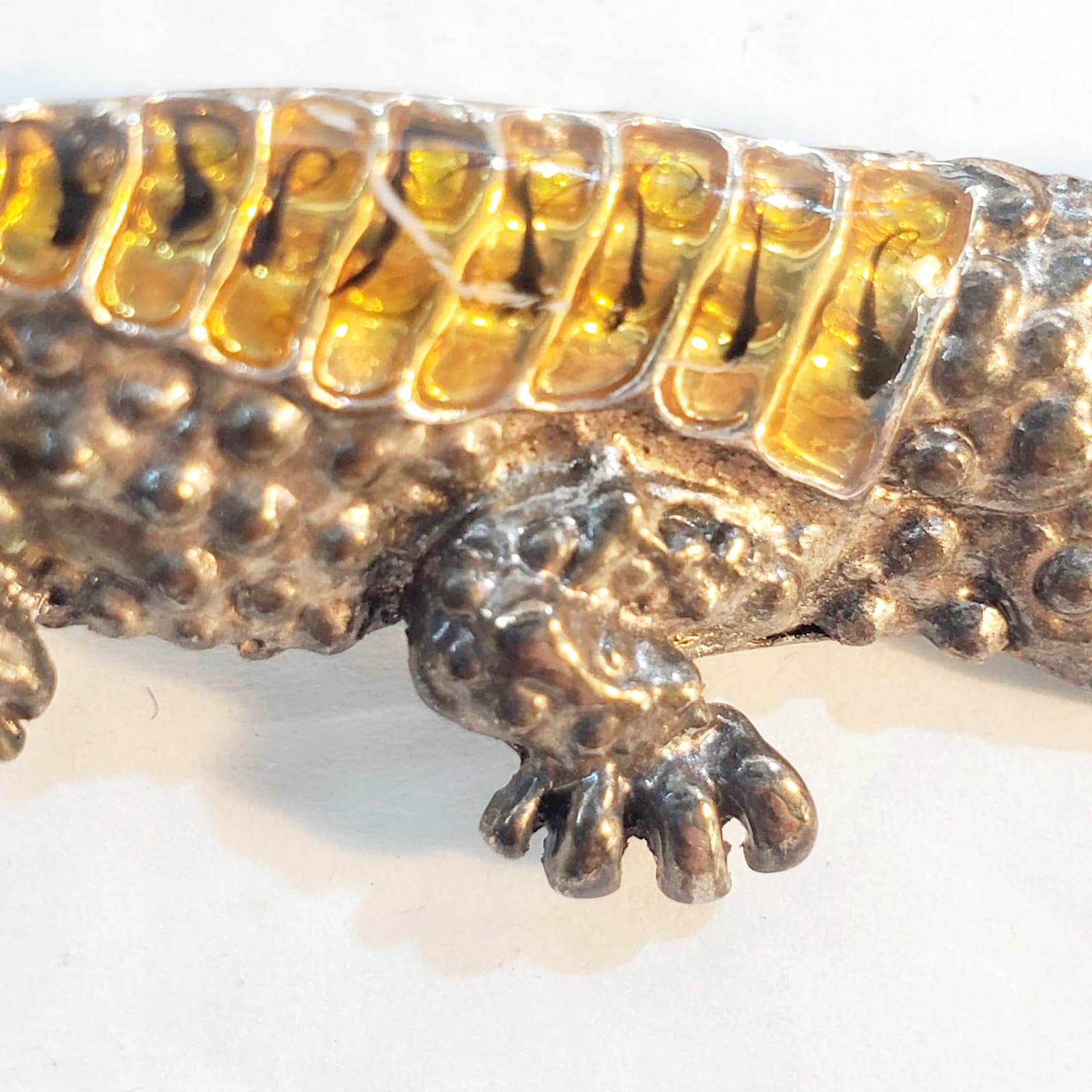 Vintage Pewter Tone Metal Enamel Alligator Crocodile Gator Croc Brooch Pin - Thumbnail 2