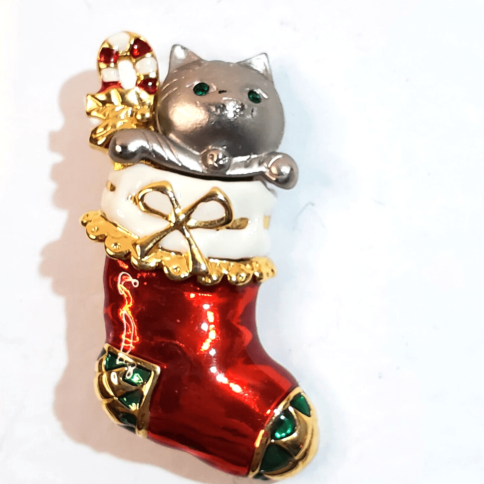 Vtg Danecraft Gold Silver Tone Metal Enamel Cat in Stocking Christmas Brooch Pin