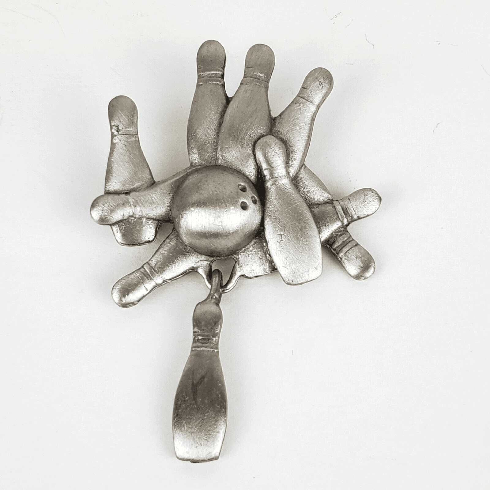Vintage Pewter 4173 Spoontiques BOWLING Ball & Pins Charm Brooch Pin