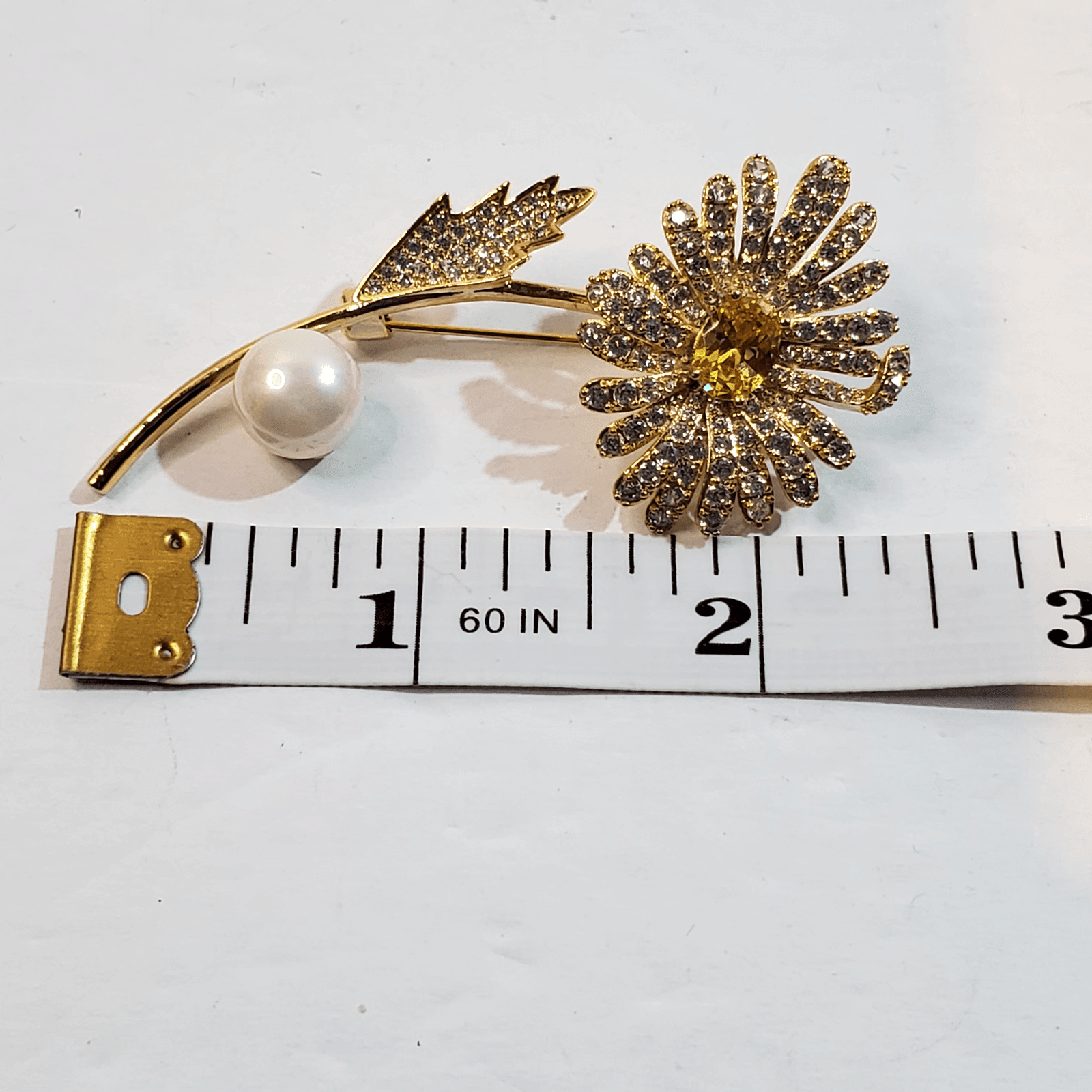 Gold Tone Metal Clear and Yellow Rhinestones Faux Pearl Daisy Flower Brooch Pin - Thumbnail 5