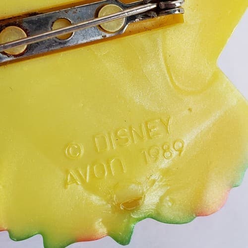 Vintage 1989 Signed Avon Disney Minnie Mouse Star Roses Plastic Brooch Pin - Thumbnail 3