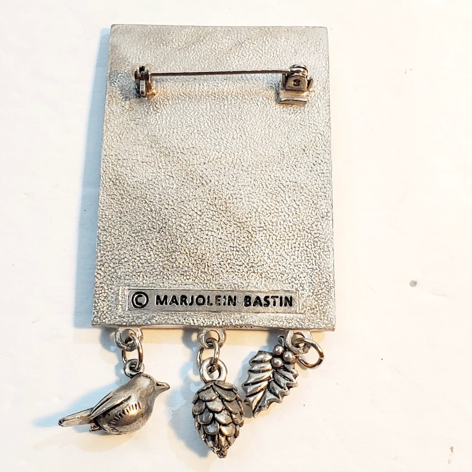 Vtg Signed Marjolein Bastin Enamel Lacquer Winter Snowman Dangle Charms Brooch - Thumbnail 2